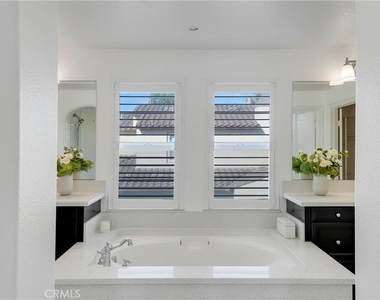7988 Aldea - Photo Thumbnail 28