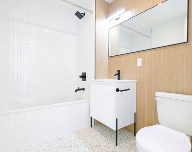 1312 Lincoln Place - Photo Thumbnail 7
