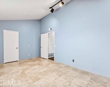 3520 Maricopa Street - Photo Thumbnail 8