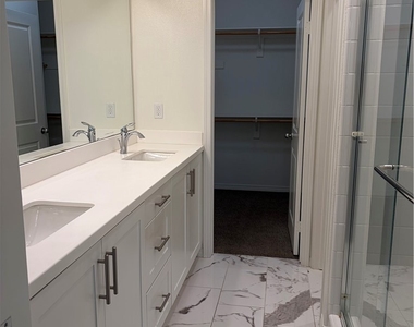 2459 S Loom Court - Photo Thumbnail 4