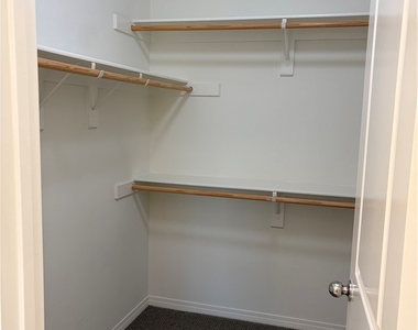 2459 S Loom Court - Photo Thumbnail 6