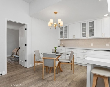 955 Calle Aragon - Photo Thumbnail 12