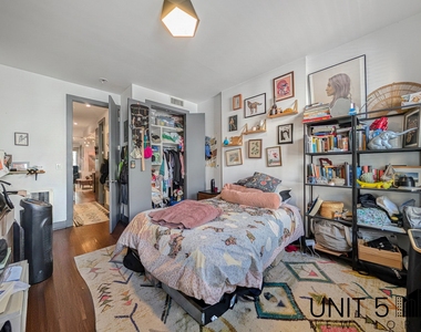 288 Himrod Street - Photo Thumbnail 2