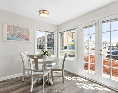 218 E Balboa - Photo Thumbnail 4