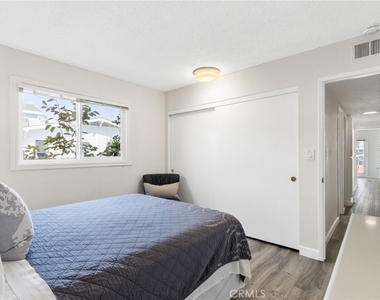 218 E Balboa - Photo Thumbnail 17