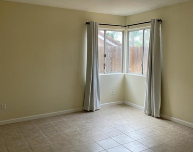 326 Old Stage Court - Photo Thumbnail 17