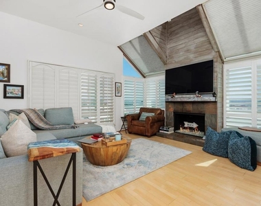307 Longden Lane - Photo Thumbnail 7