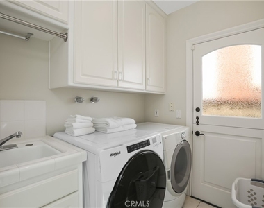 308 Orchid Avenue - Photo Thumbnail 10
