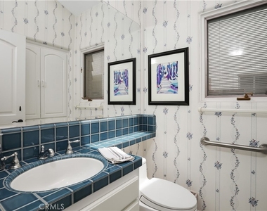 308 Orchid Avenue - Photo Thumbnail 15
