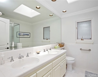 308 Orchid Avenue - Photo Thumbnail 12