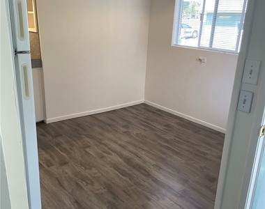 31696 Third Ave - Photo Thumbnail 6