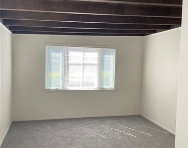 31696 Third Ave - Photo Thumbnail 11