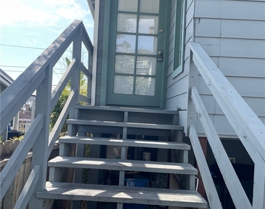 31696 Third Ave - Photo Thumbnail 4