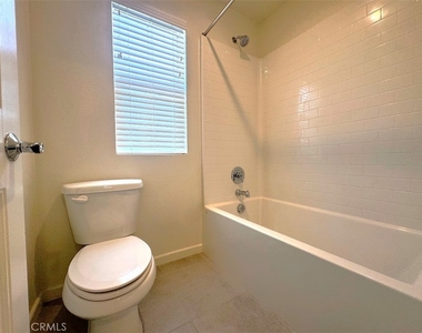 1014 W Buttercup - Photo Thumbnail 30