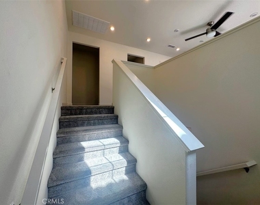 1014 W Buttercup - Photo Thumbnail 12