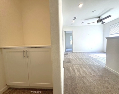 1014 W Buttercup - Photo Thumbnail 13