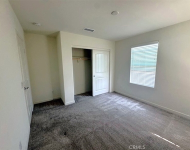 1014 W Buttercup - Photo Thumbnail 32