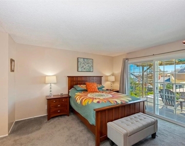 2447 Grove Ave - Photo Thumbnail 3