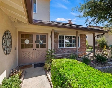 2447 Grove Ave - Photo Thumbnail 1