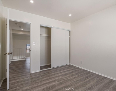 1129 Linden Avenue - Photo Thumbnail 13
