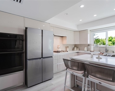 10619 Mather Avenue - Photo Thumbnail 30