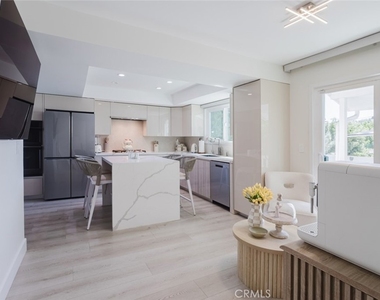 10619 Mather Avenue - Photo Thumbnail 19