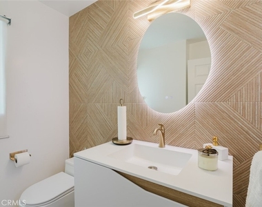 10619 Mather Avenue - Photo Thumbnail 53