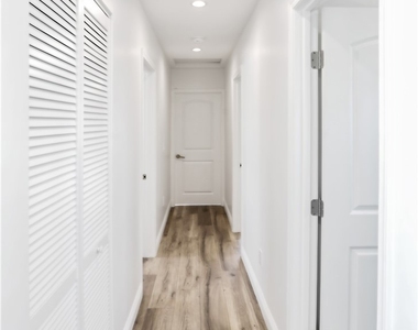 3820 1/2 Orangedale - Photo Thumbnail 10