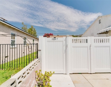 2027 Bonita Avenue - Photo Thumbnail 4