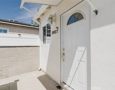 2027 Bonita Avenue - Photo Thumbnail 1