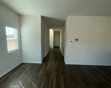 14180 Astra St - Photo Thumbnail 7