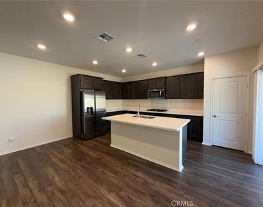 14180 Astra St - Photo Thumbnail 9