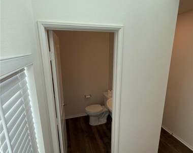 14180 Astra St - Photo Thumbnail 27