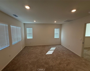 14180 Astra St - Photo Thumbnail 17