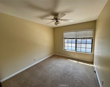 1953 Cobblefield Way - Photo Thumbnail 10