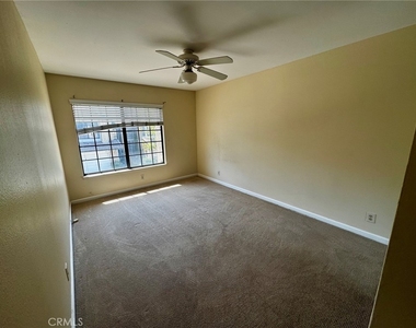 1953 Cobblefield Way - Photo Thumbnail 12
