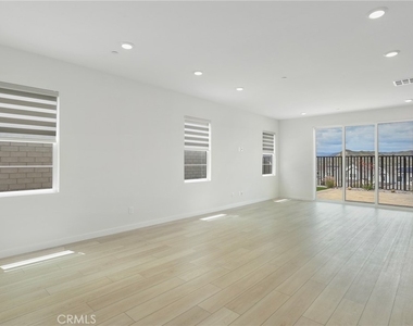 27273 Debut Place - Photo Thumbnail 6