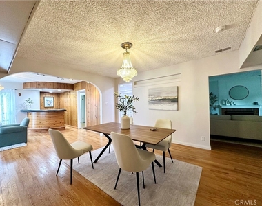 6220 Etiwanda Avenue - Photo Thumbnail 3
