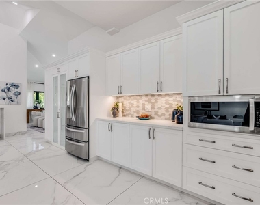 3890 Shadow Grove Road - Photo Thumbnail 13