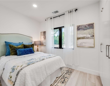 3890 Shadow Grove Road - Photo Thumbnail 32