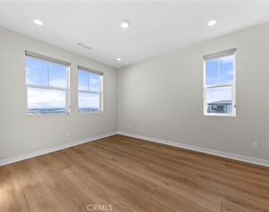 1115 Poppy Court - Photo Thumbnail 57