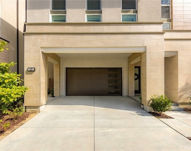 1115 Poppy Court - Photo Thumbnail 3