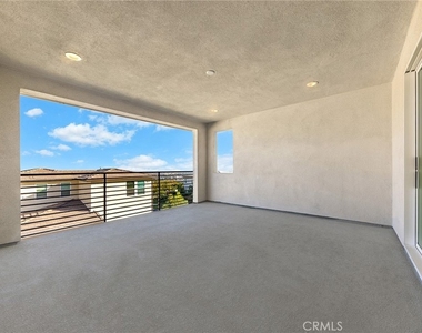 1115 Poppy Court - Photo Thumbnail 54