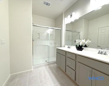 3810 Norbridge Ave - Photo Thumbnail 17