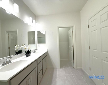 3810 Norbridge Ave - Photo Thumbnail 19