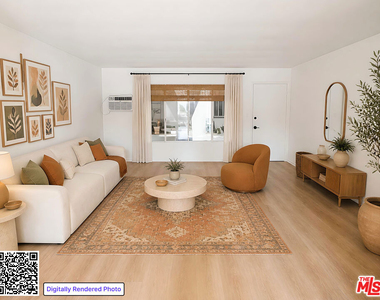 470 S Mariposa Avenue - Photo Thumbnail 2