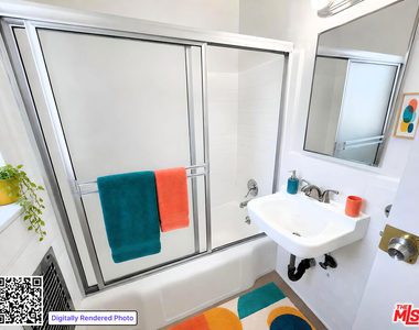 470 S Mariposa Avenue - Photo Thumbnail 8