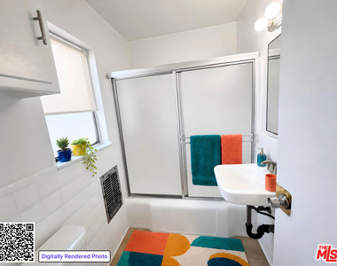 470 S Mariposa Avenue - Photo Thumbnail 7