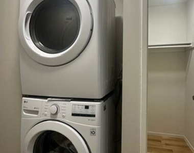 1212 Arapahoe Street - Photo Thumbnail 33