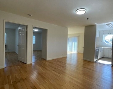 1212 Arapahoe Street - Photo Thumbnail 21